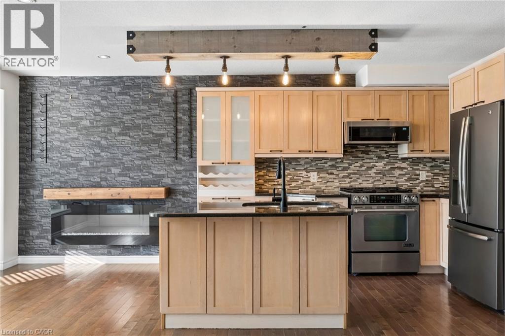 27 Pettit Street — photo 8
