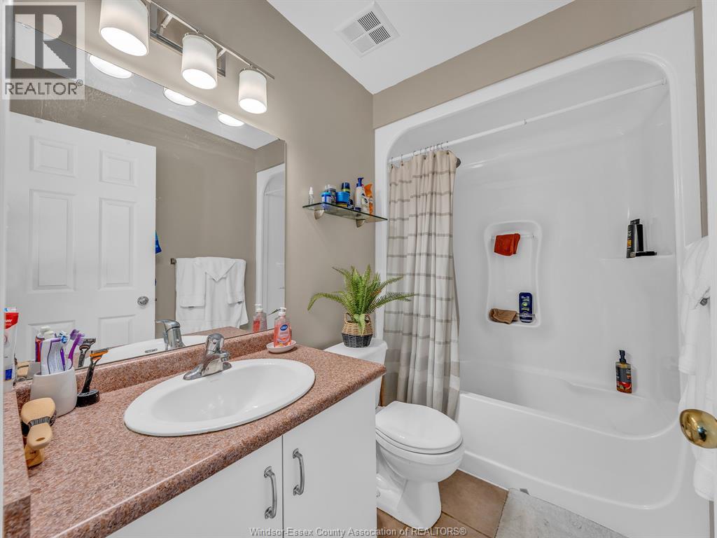1537 MORNINGSTAR - 18