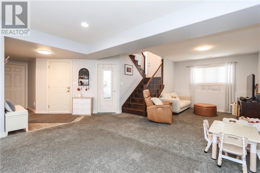 78 Alpine Street - 24
