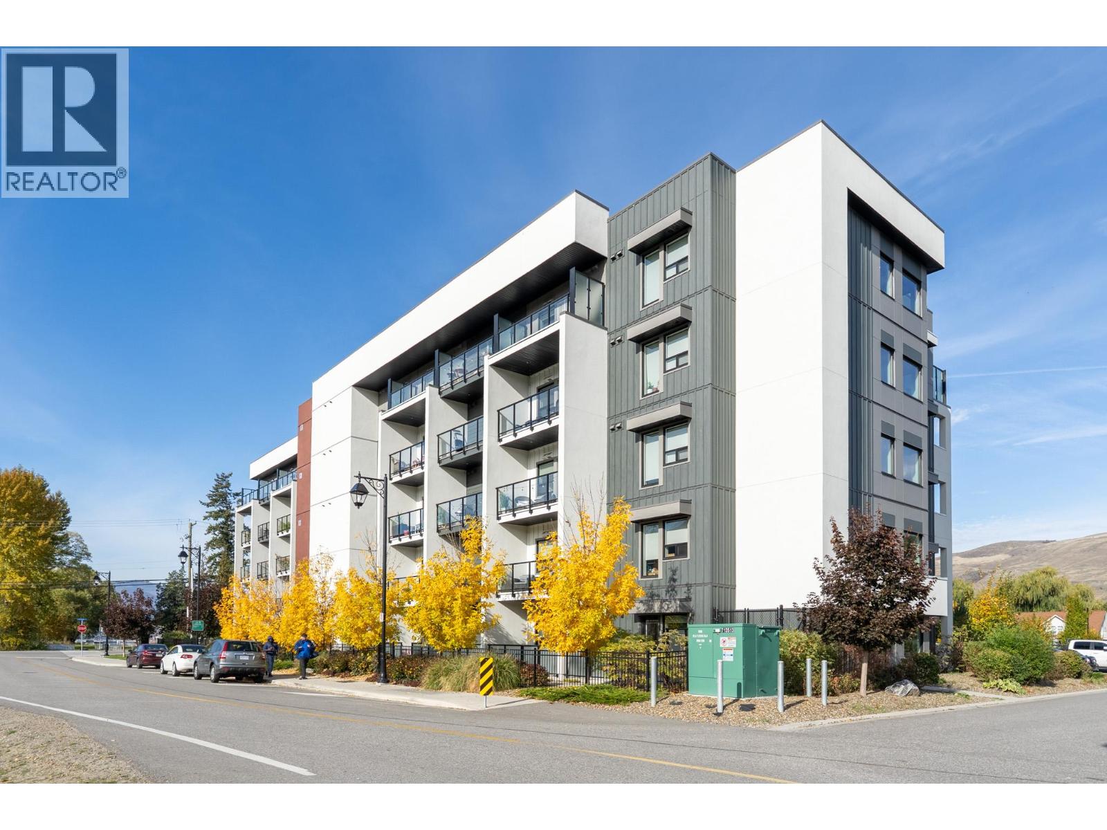 #514 2555 Lakeshore Road - 17