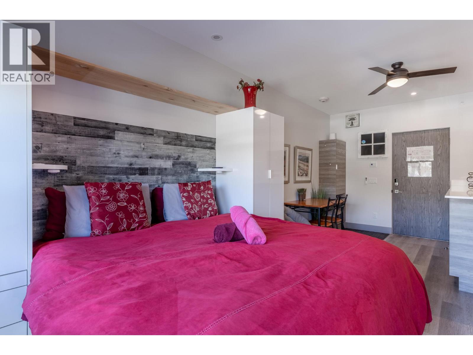#514 2555 Lakeshore Road - 9