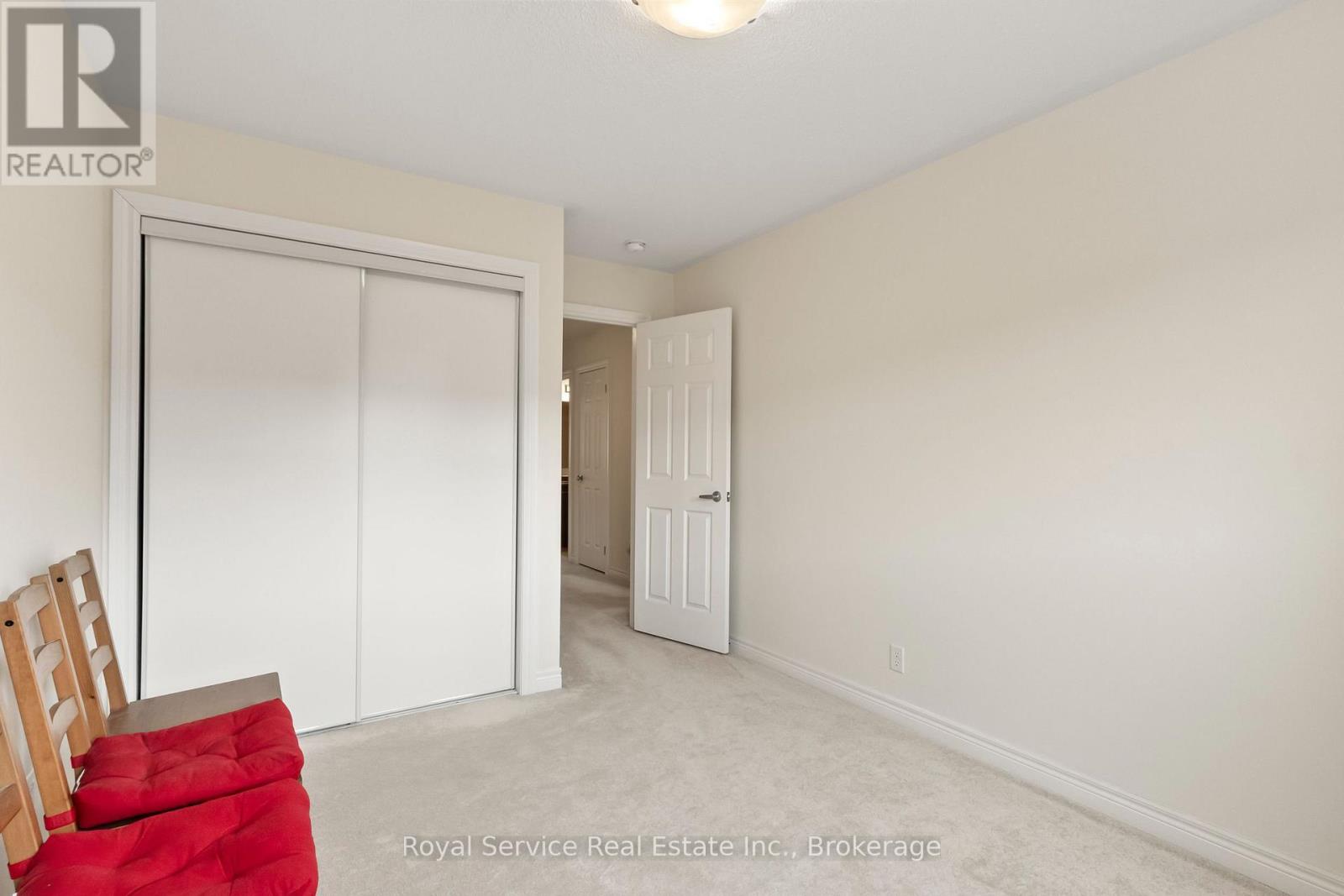 23 TABARET CRESCENT - 20