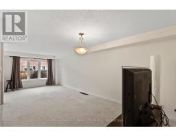 23 Tabaret Crescent, Oshawa, ON L1L0G5 Photo 16