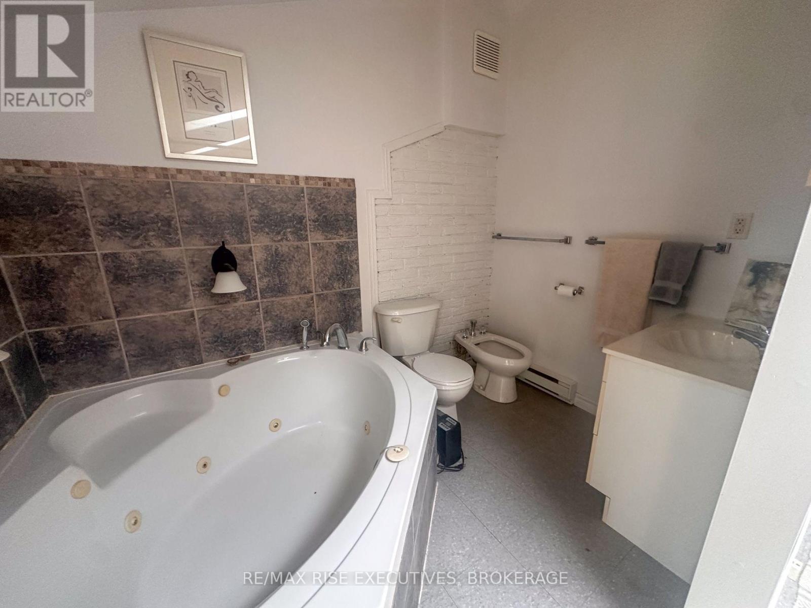 7537 County Rd 2 — photo 2