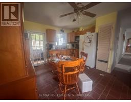 Sunroom - 7537 County Rd 2, Greater Napanee, ON K7R3K6 Photo 10