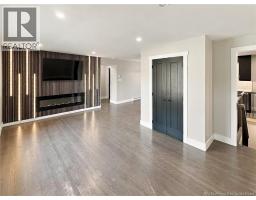 85 Mount Royal Boulevard, photo 3
