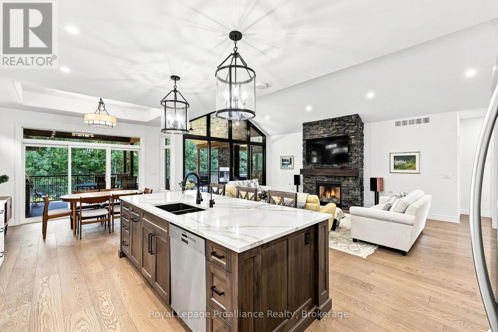 100 DEERVIEW DRIVE - 11