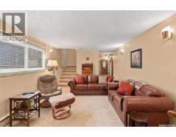 4002 Elphinstone Street, Regina, SK S4S3K9 Photo 18