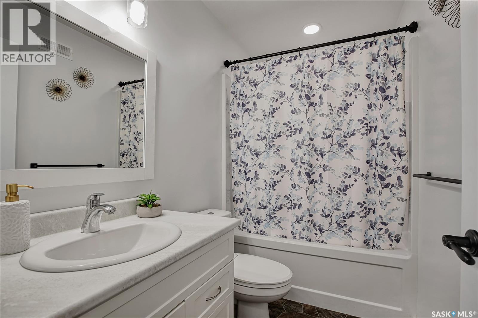 204 Willow CRESCENT - 14
