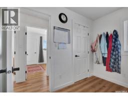 3pc Bathroom - 204 Willow Crescent, Waldheim, SK S0K4R0 Photo 11