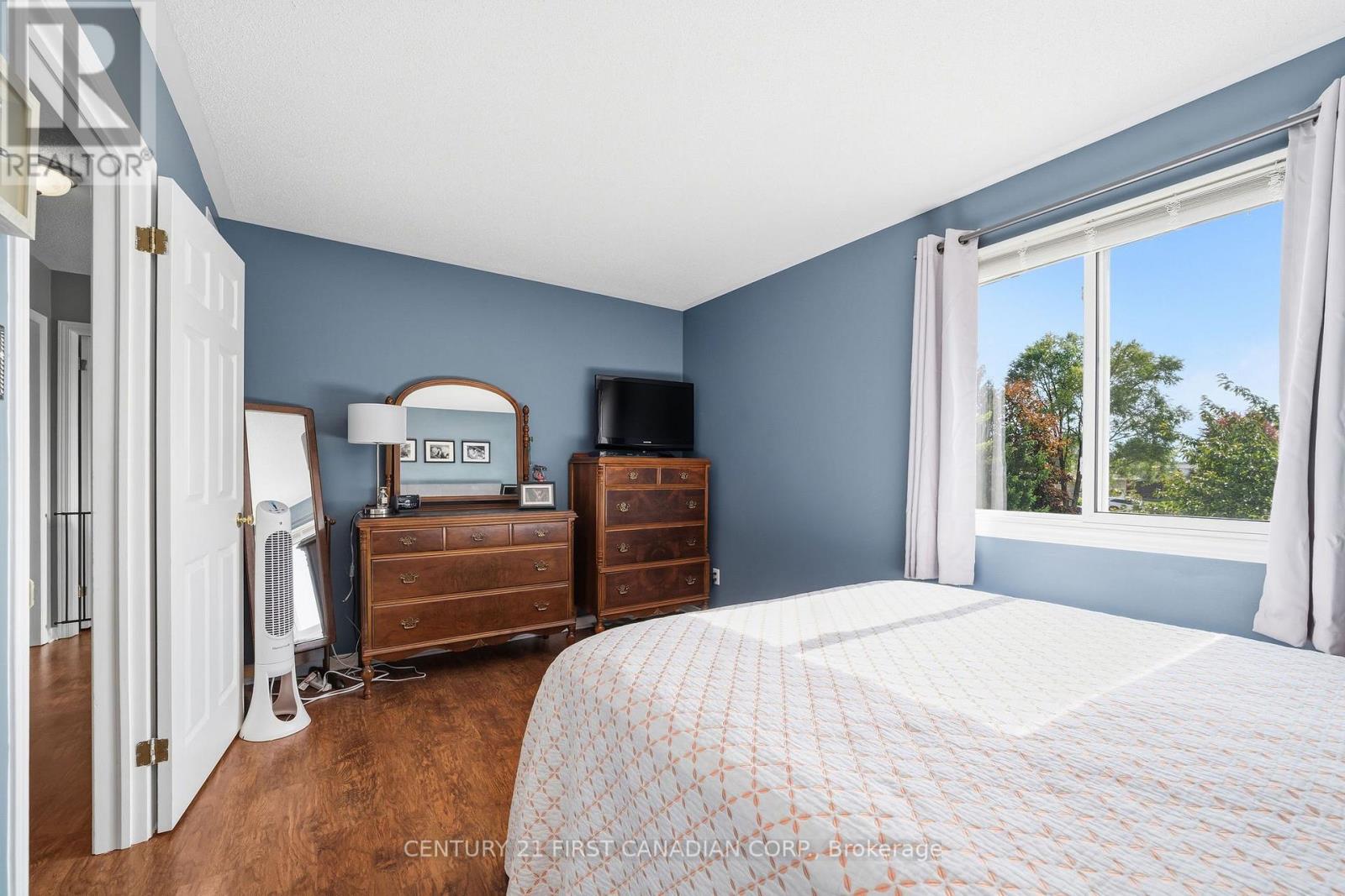 8 Robin Street — photo 22