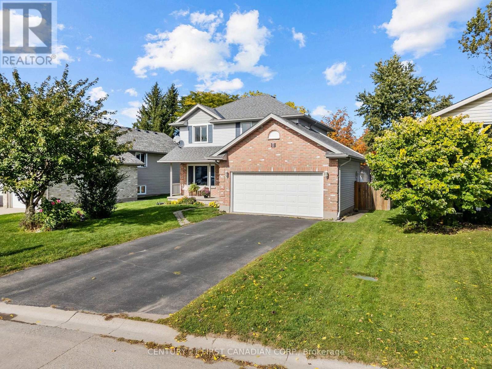 8 Robin Street — photo 4