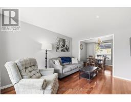 8 Robin Street, North Middlesex, ON N0M1A0 Photo 11