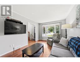 8 Robin Street, North Middlesex, ON N0M1A0 Photo 13
