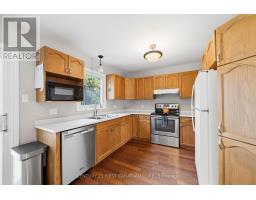 8 Robin Street, North Middlesex, ON N0M1A0 Photo 17