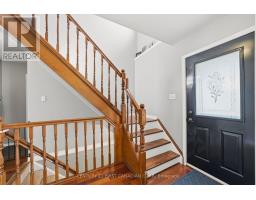 8 Robin Street, North Middlesex, ON N0M1A0 Photo 9