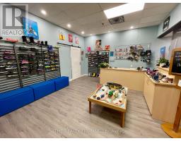 19 - 1225 Wonderland Road N, London North, ON N6G2V9 Photo 16