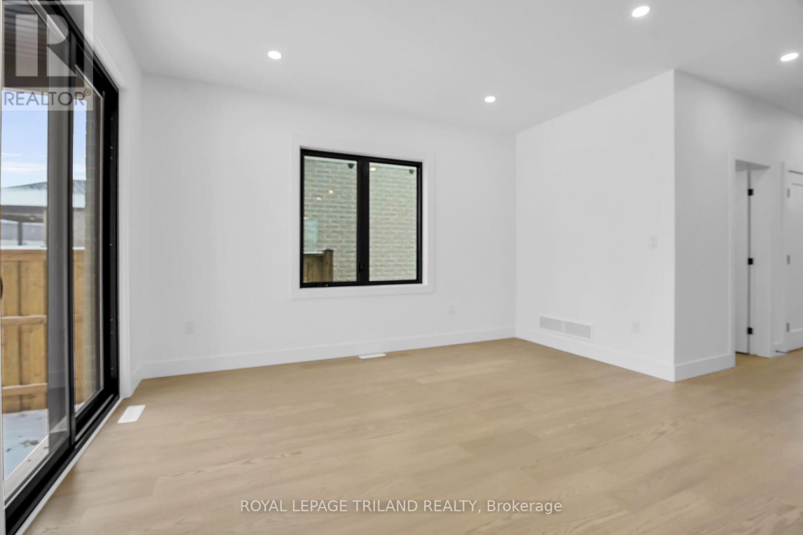 3835 BIG LEAF TRAIL - 46