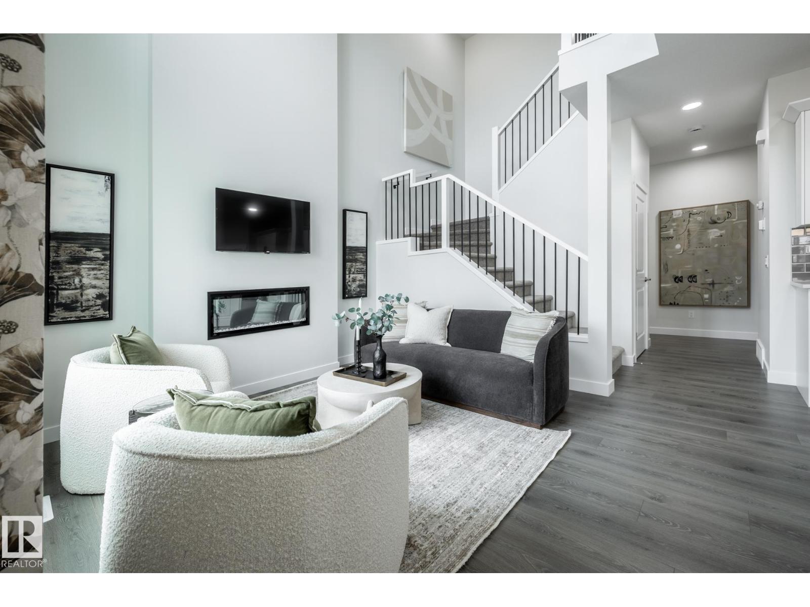 1511 208 ST NW - 15