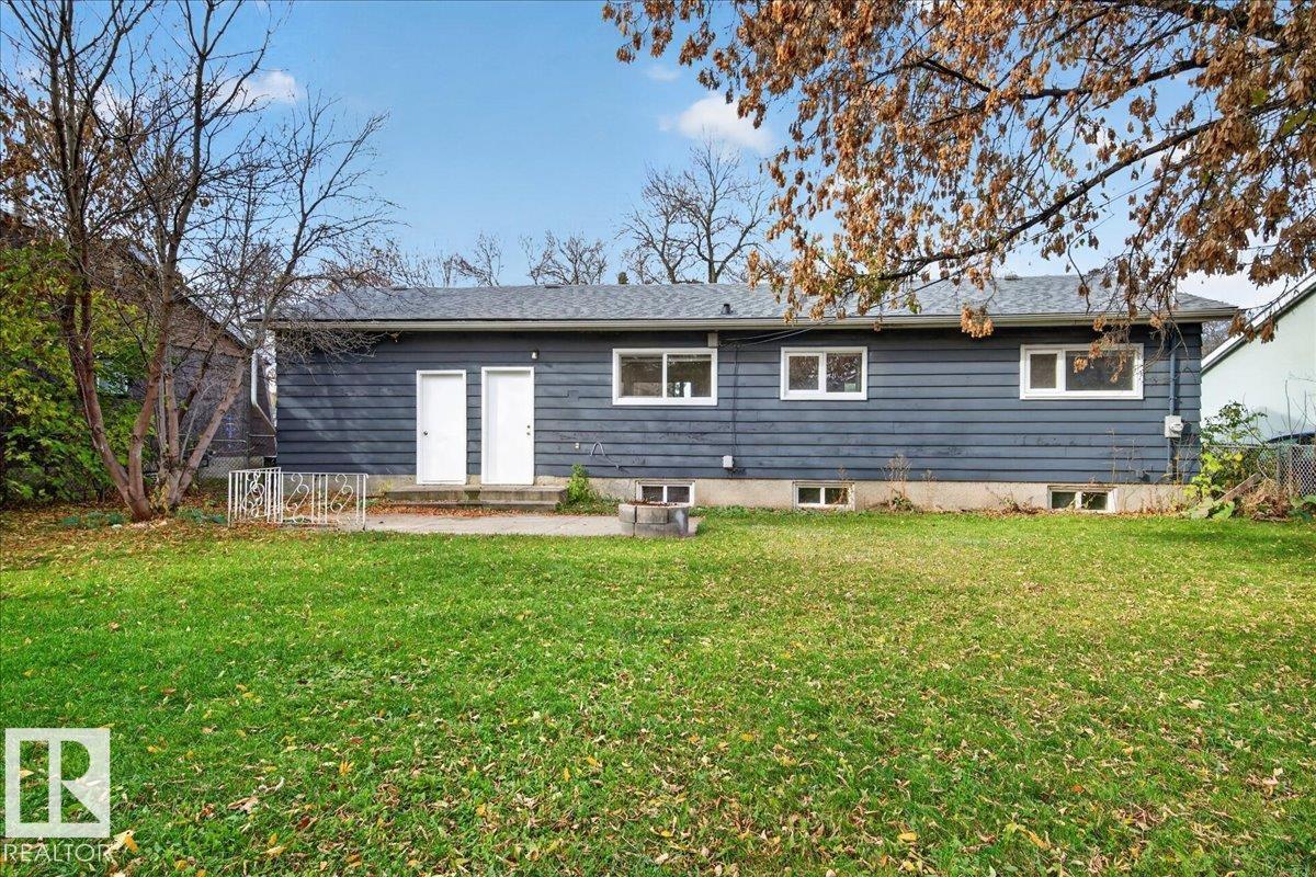 265 EVERGREEN ST - Image 18