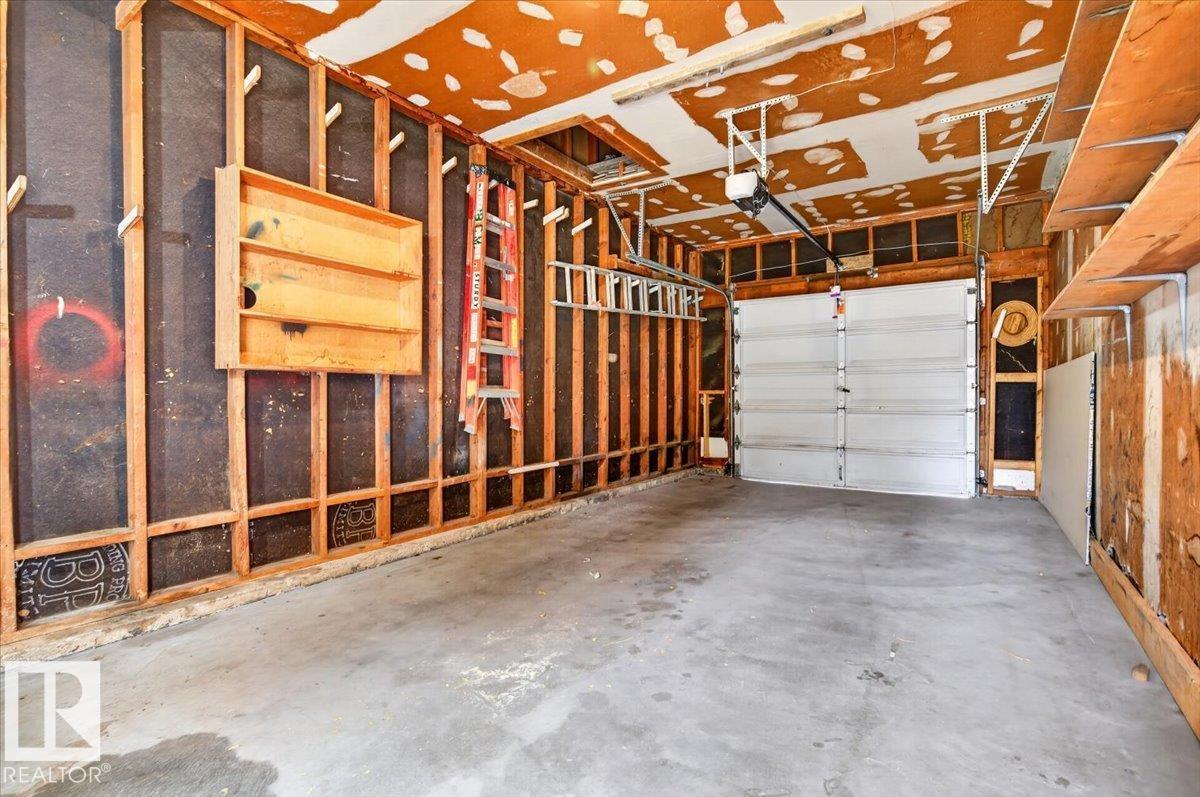 265 EVERGREEN ST - 23