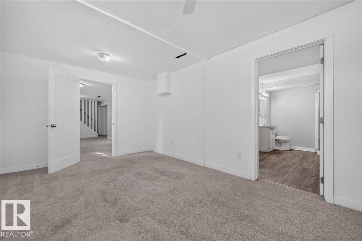 265 EVERGREEN ST - Image 25
