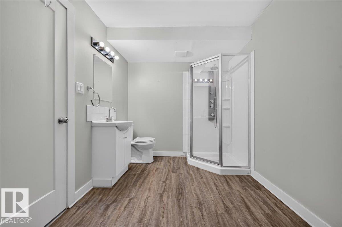 265 EVERGREEN ST - Image 26