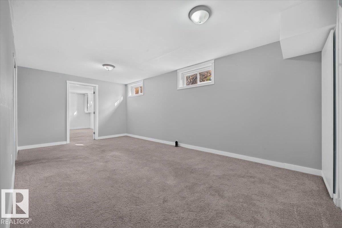265 EVERGREEN ST - 29