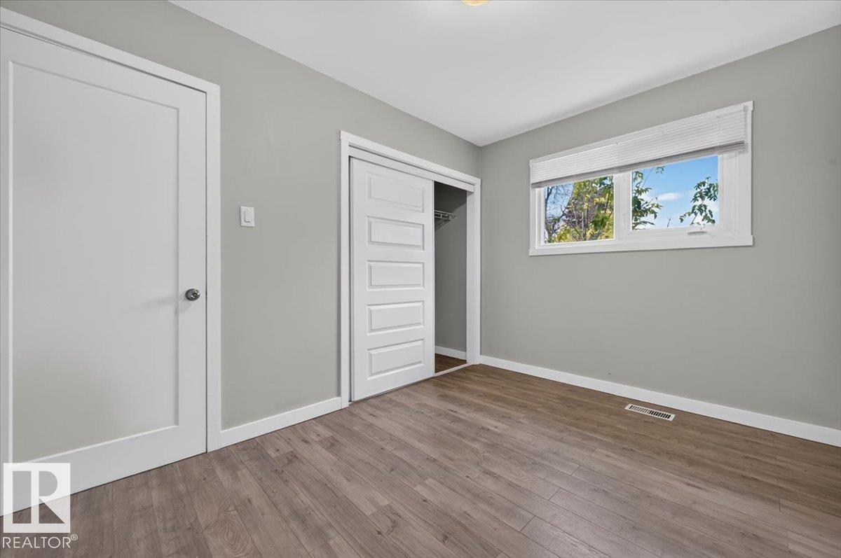 265 EVERGREEN ST - 34