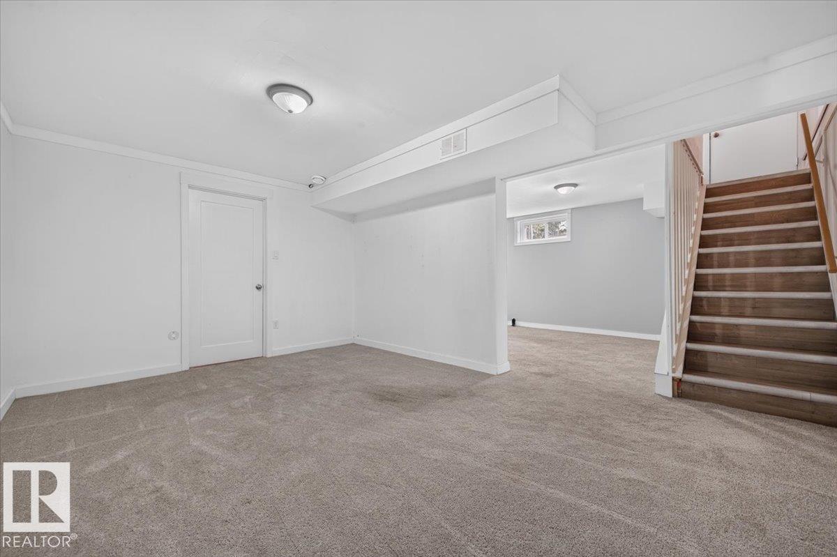 265 EVERGREEN ST - Image 35
