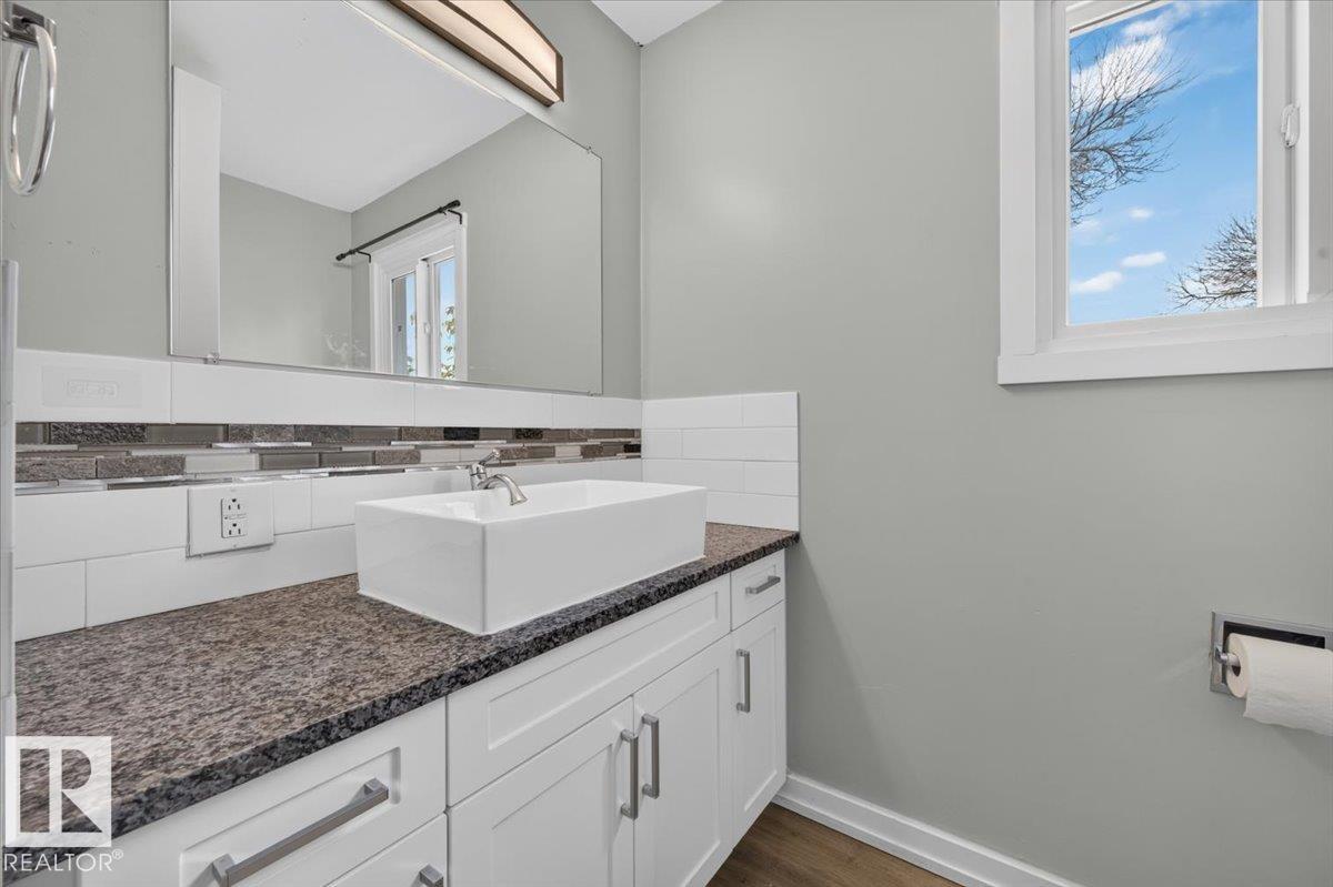 265 EVERGREEN ST - 40