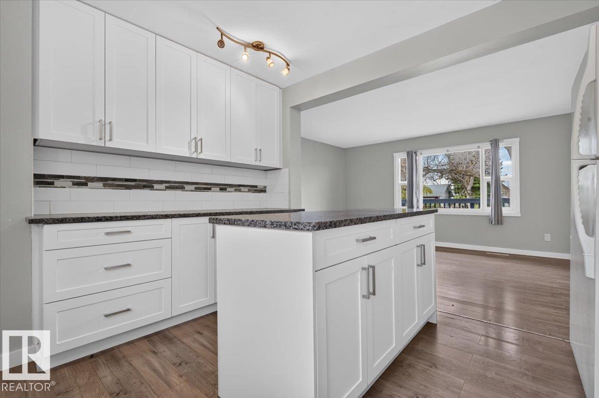 265 EVERGREEN ST - Image 41