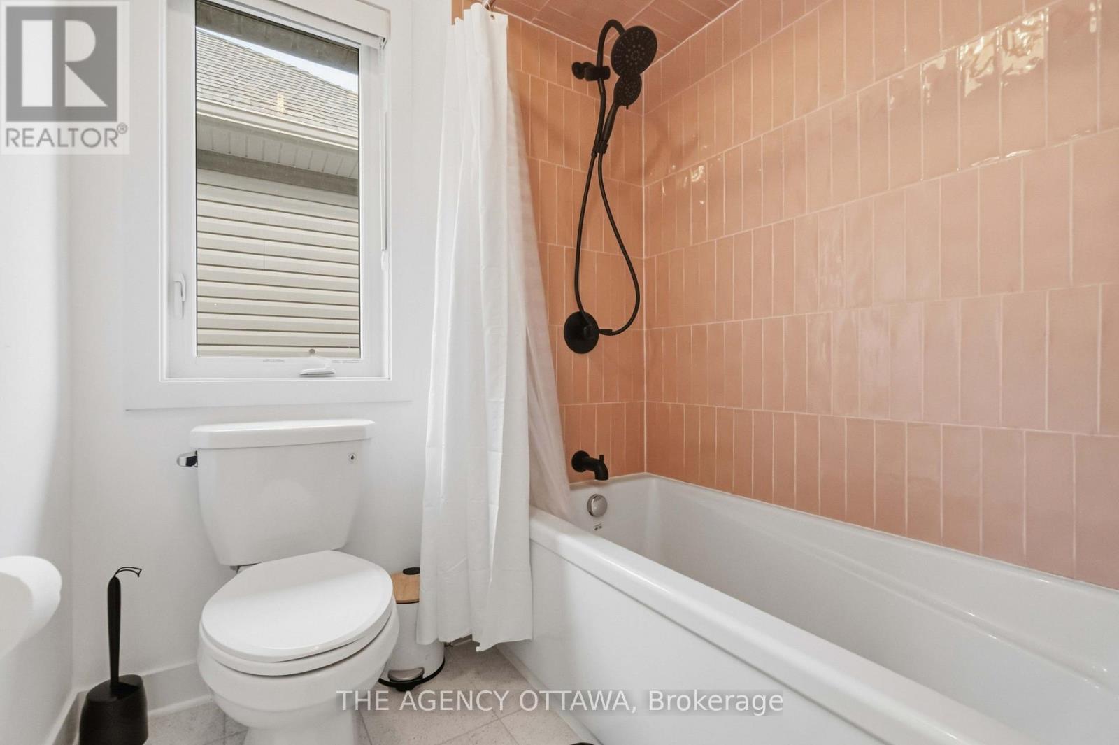 124 Dun Skipper Drive — photo 40