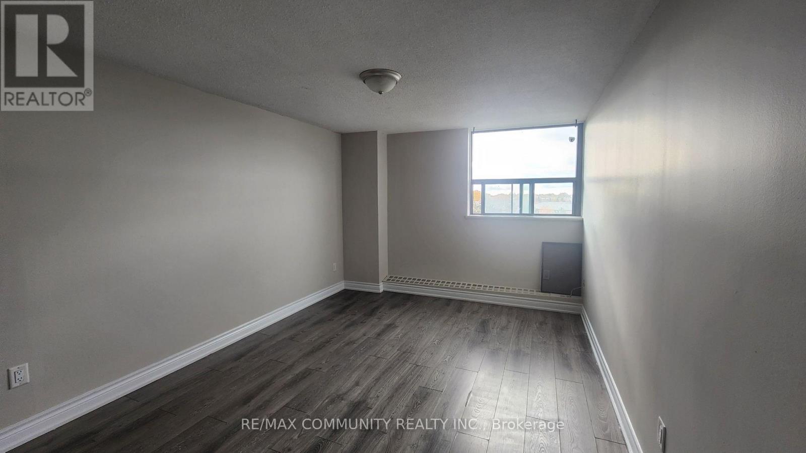 100 Wingarden Court — photo 11