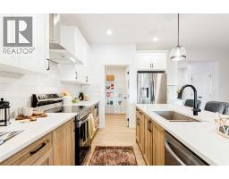 235 Lewiston Drive NE - photo 10