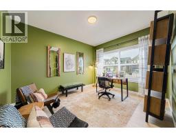 235 Lewiston Drive NE - photo 3