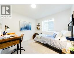 235 Lewiston Drive NE - photo 30