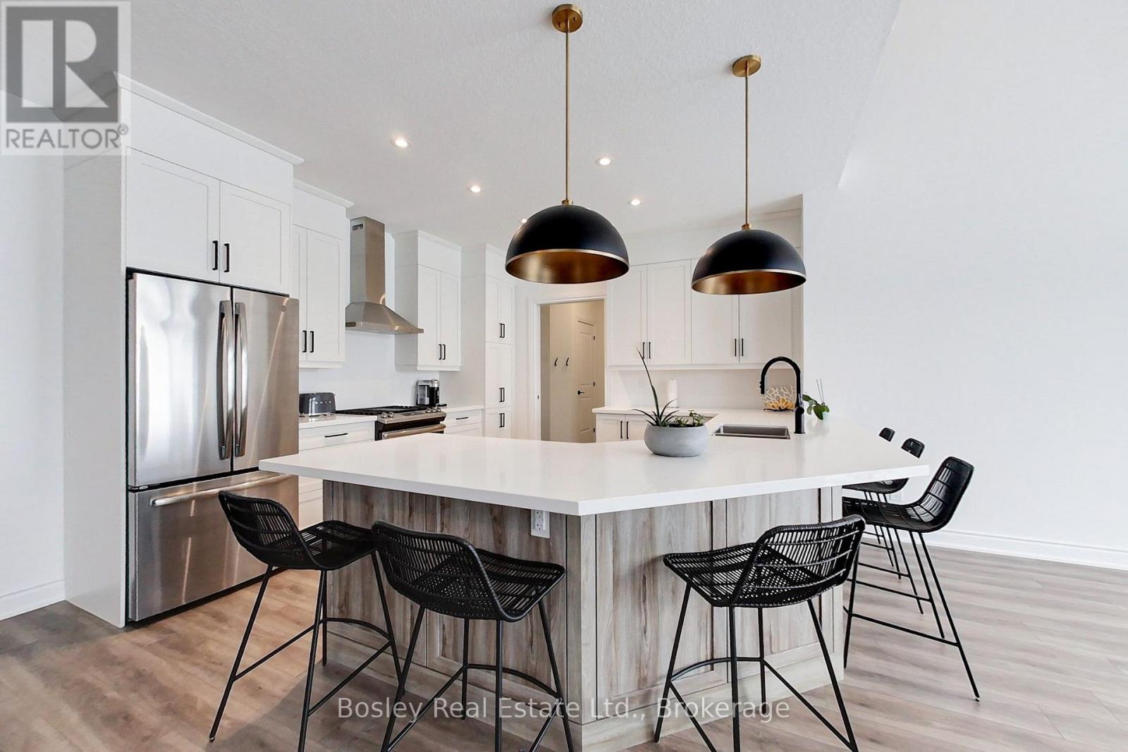 162 Anchors Way — photo 11