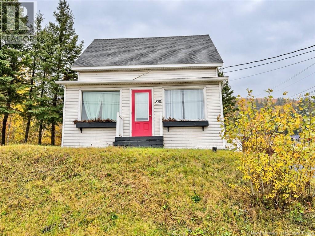 870 Canada Road - 1