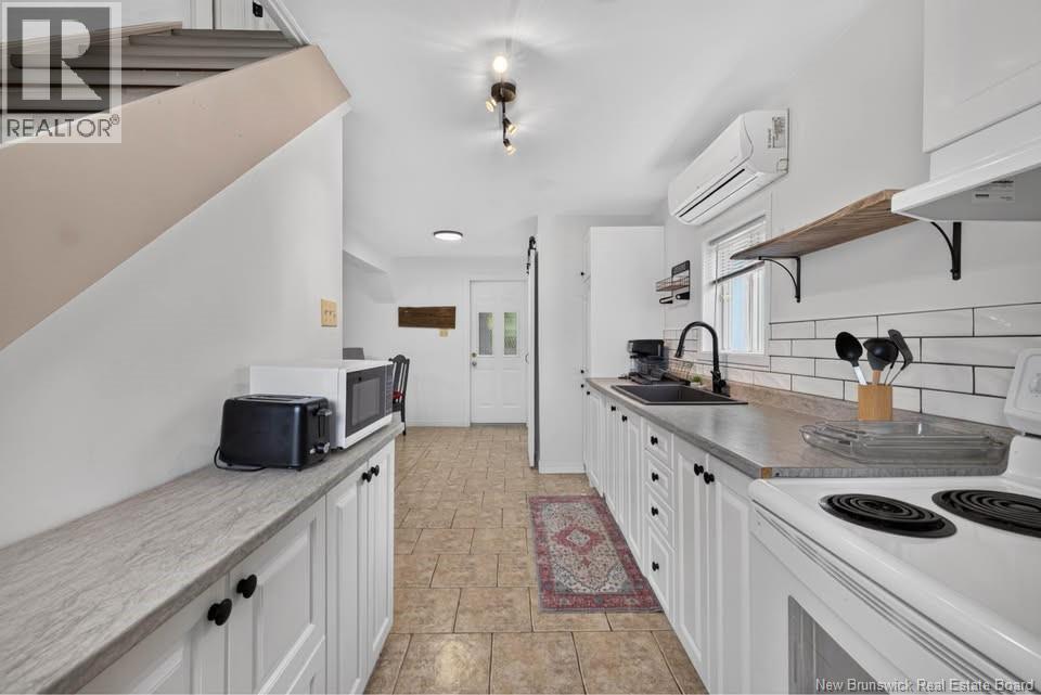 870 Canada Road - 8