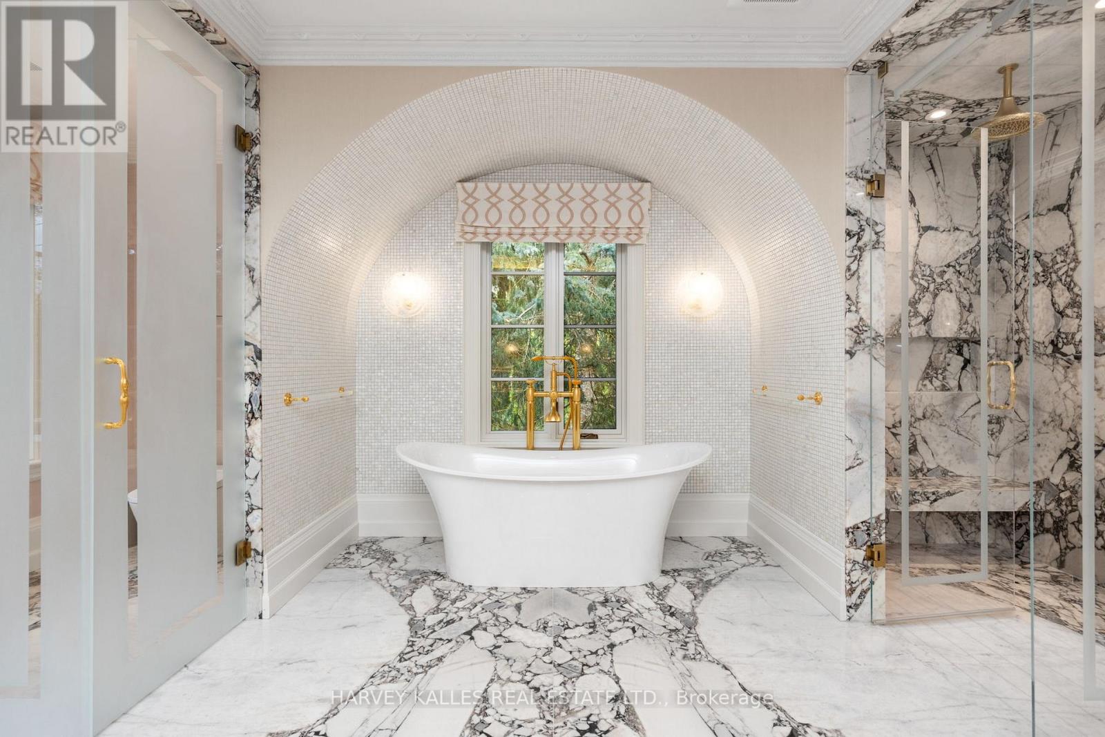 221 Forest Hill Road, Toronto, ON photo 30