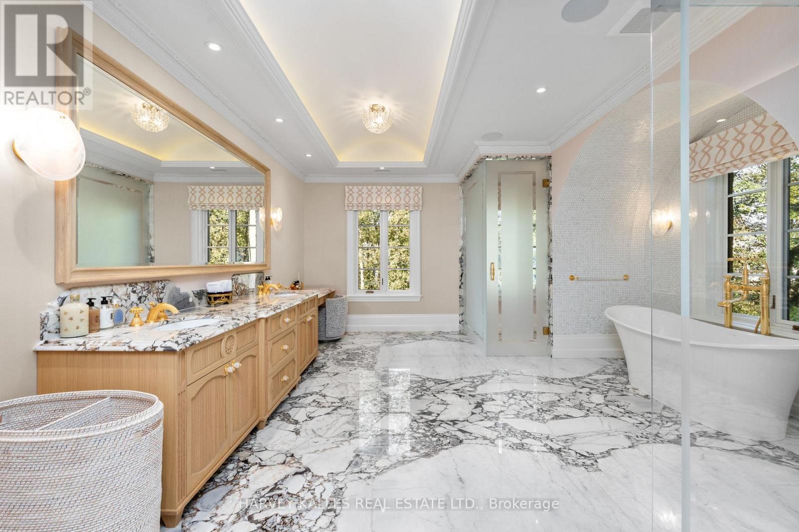221 Forest Hill Road, Toronto, ON photo 31