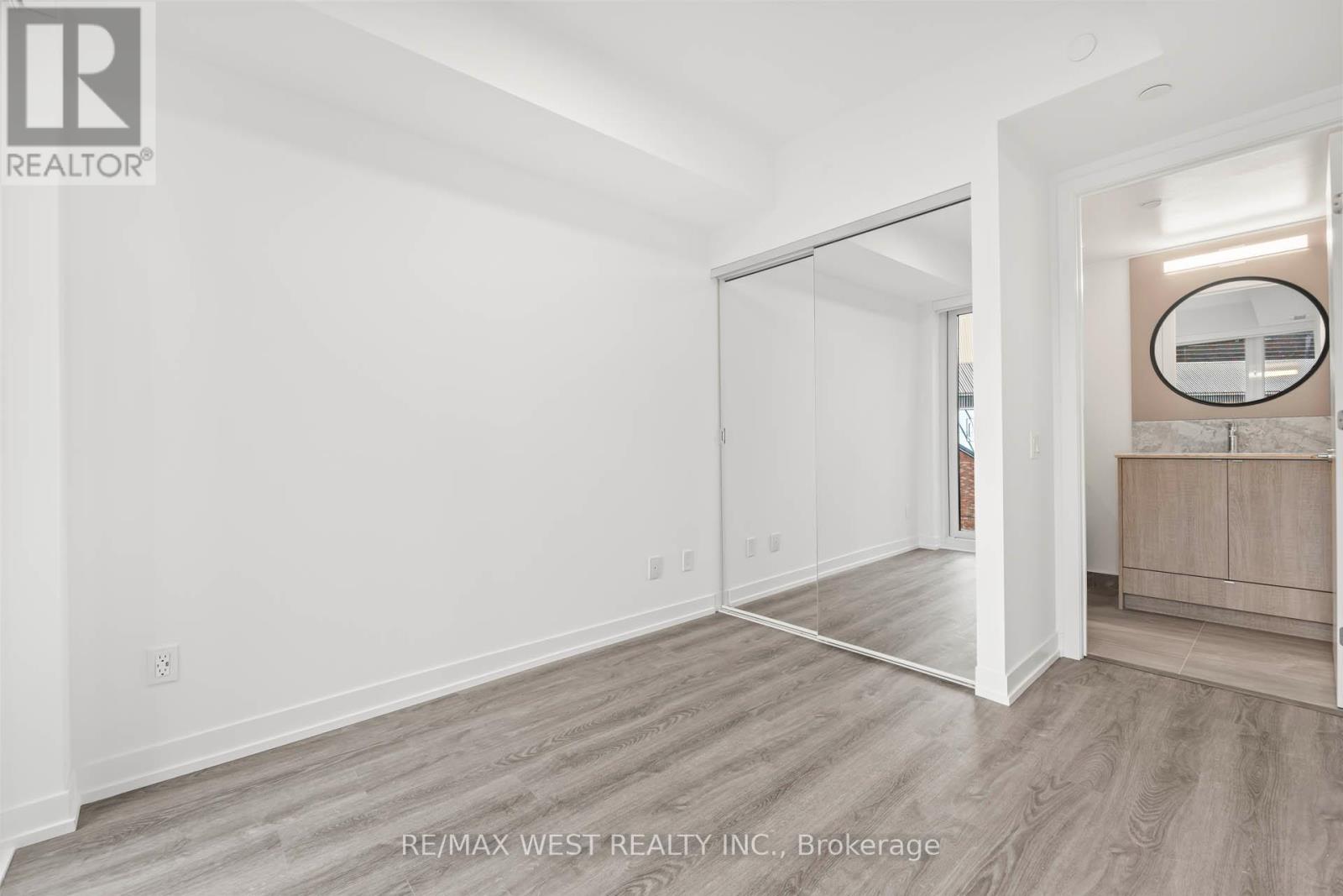 771 Yonge Street — photo 13