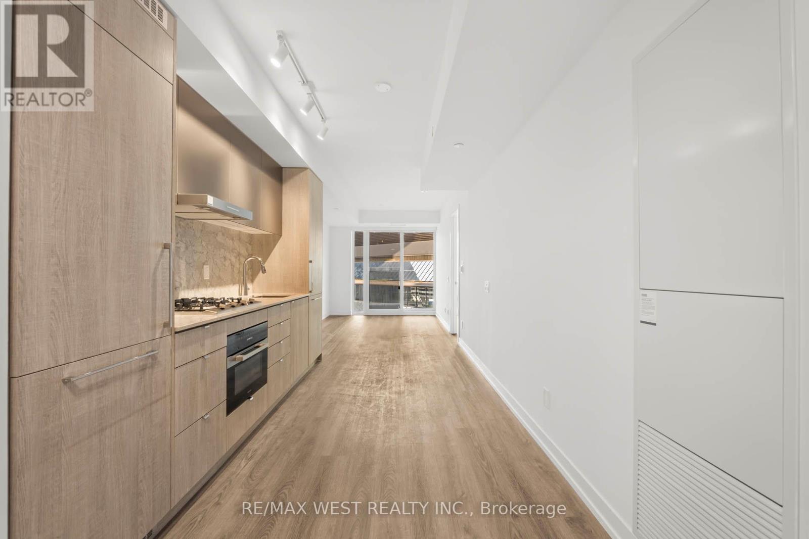 771 Yonge Street — photo 2