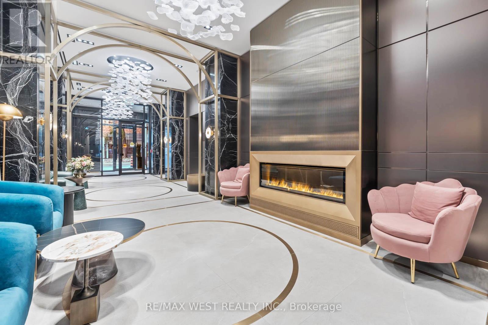 771 Yonge Street — photo 21