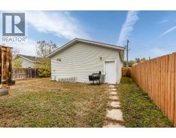 114 4 Street Nw, Redcliff, AB T0J2P0 Photo 32