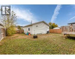 114 4 Street Nw, Redcliff, AB T0J2P0 Photo 33