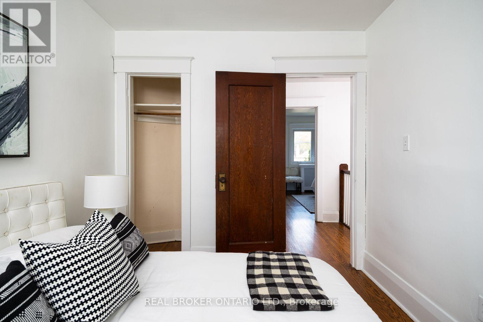 100 Oak Park Avenue — photo 24