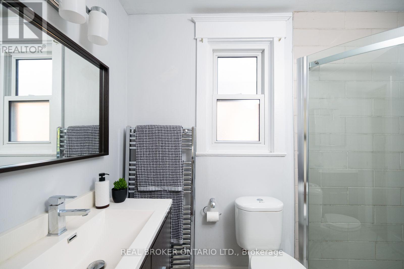 100 Oak Park Avenue — photo 29