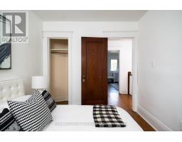 100 Oak Park Avenue, Toronto, ON M4C4M3 Photo 24